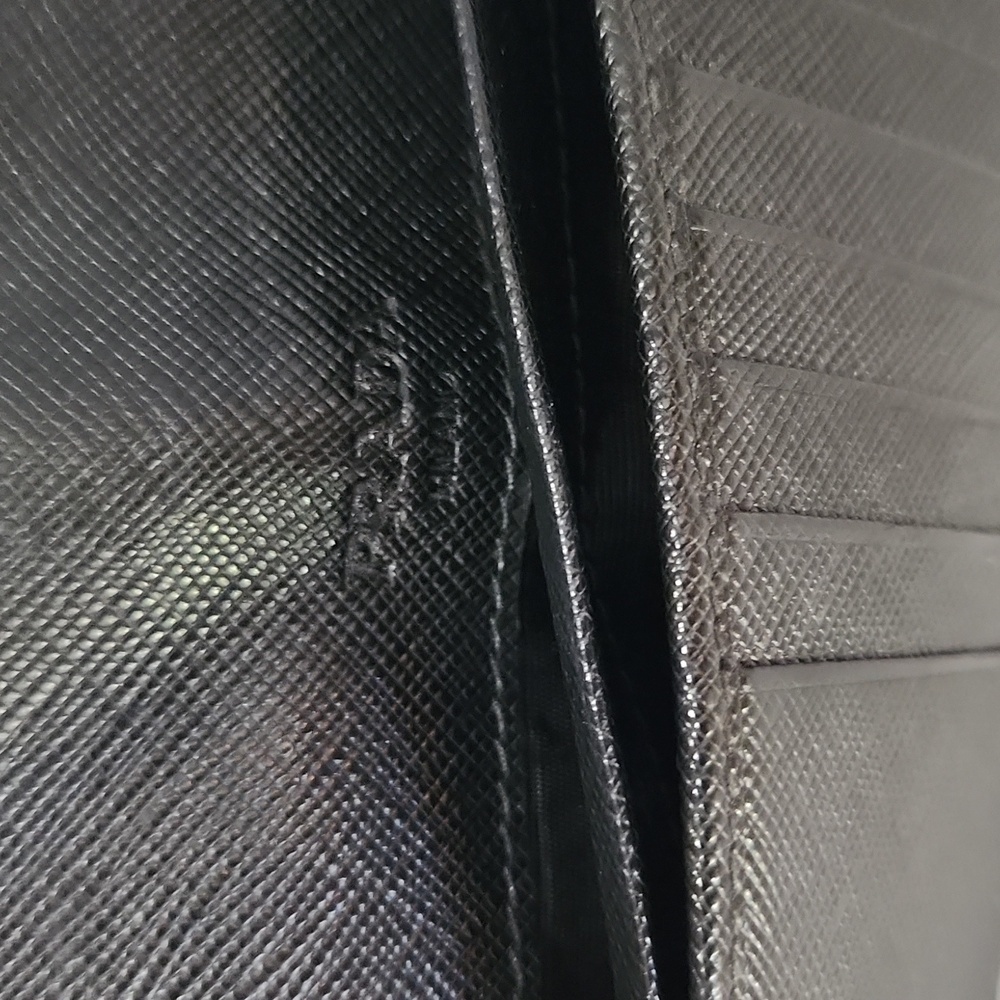 Prada Black Wallet - Picture 12 of 14